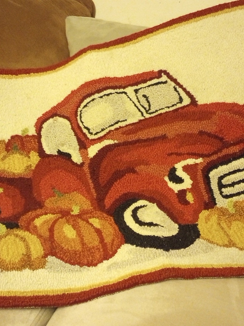 Red Vintage Truck Pumpkin Hooked Rug - Home Accents